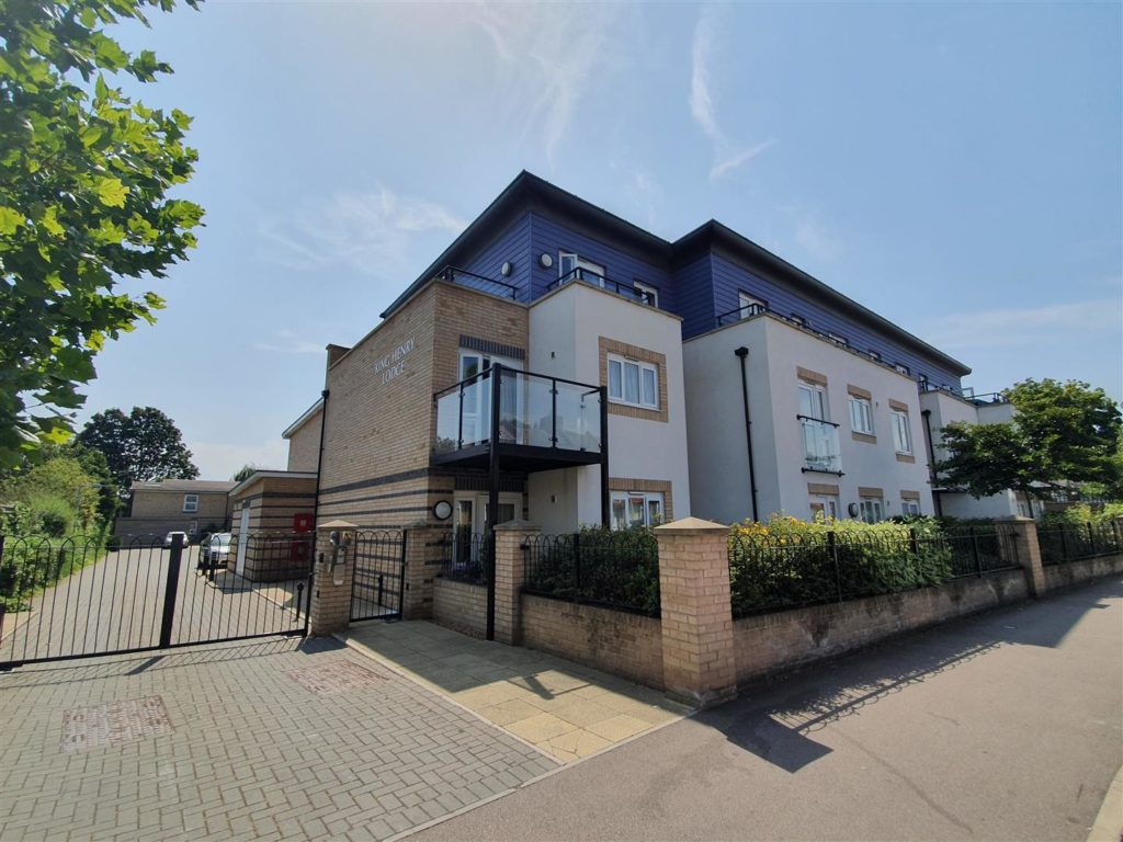 King Henry Lodge, Chingford Churchill Sales and Lettings