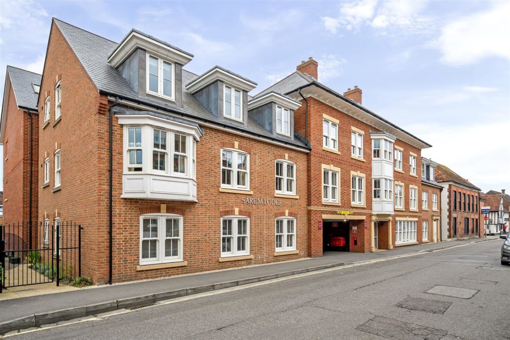 Sarum Lodge, Salisbury