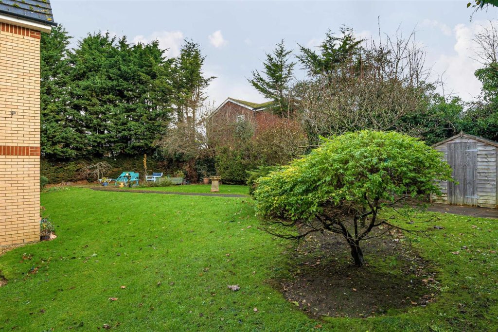 Orchard Court, Reading