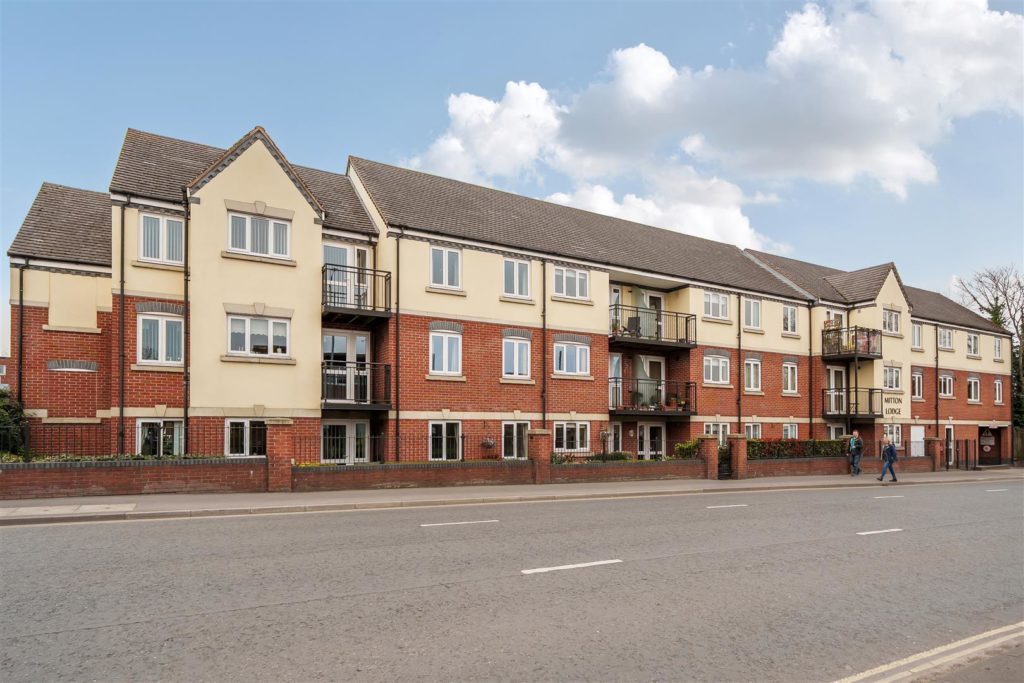 Mitton Lodge, Stourport-On-Severn