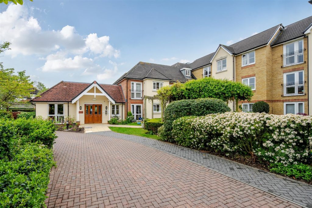 Emmeline Lodge, Leatherhead
