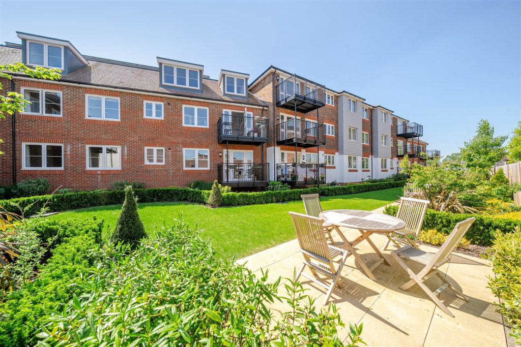 Paddock Lodge, Paddock Wood