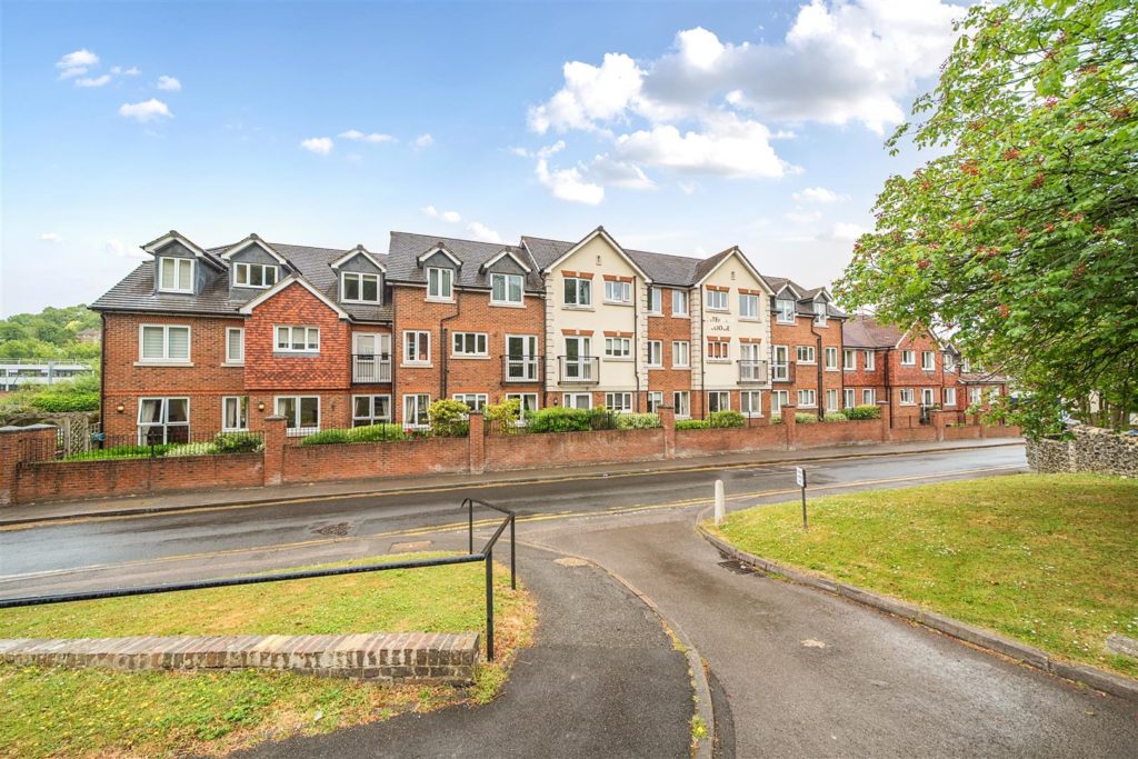 Caterham Lodge, Caterham