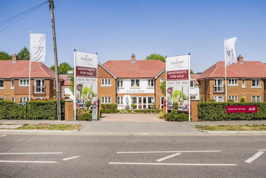 Stanley Lodge, Epsom