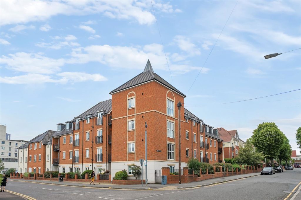 Rose Court, Romford