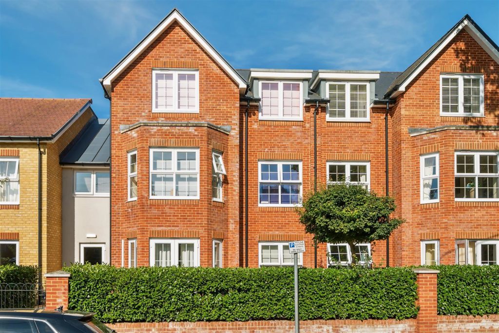 Knights Lodge, Lymington