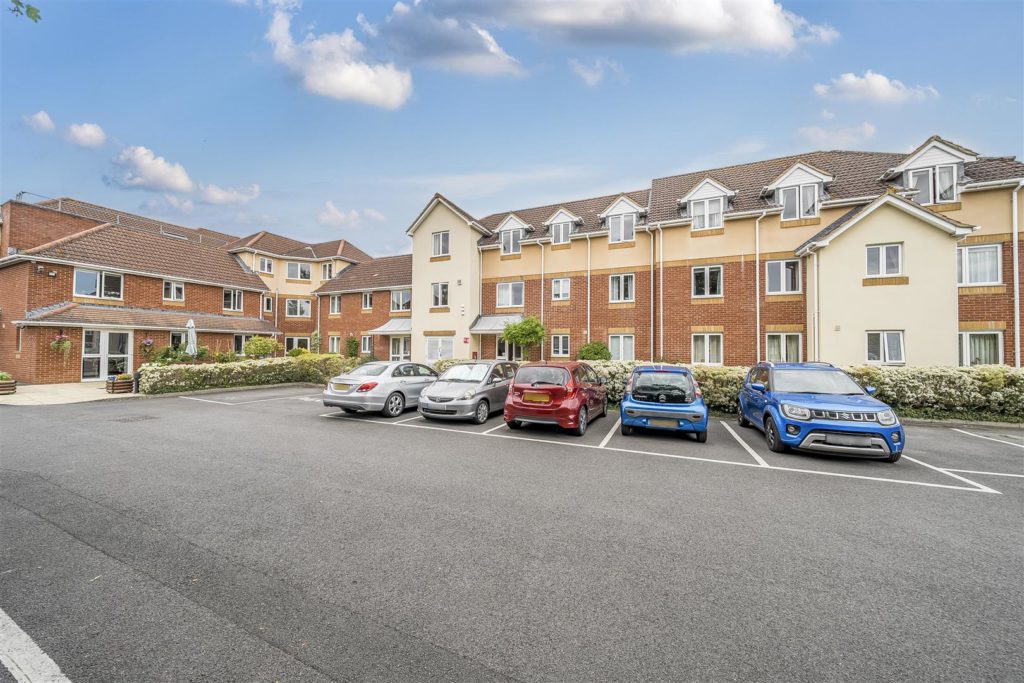 Fern Hill Lodge, Farnborough
