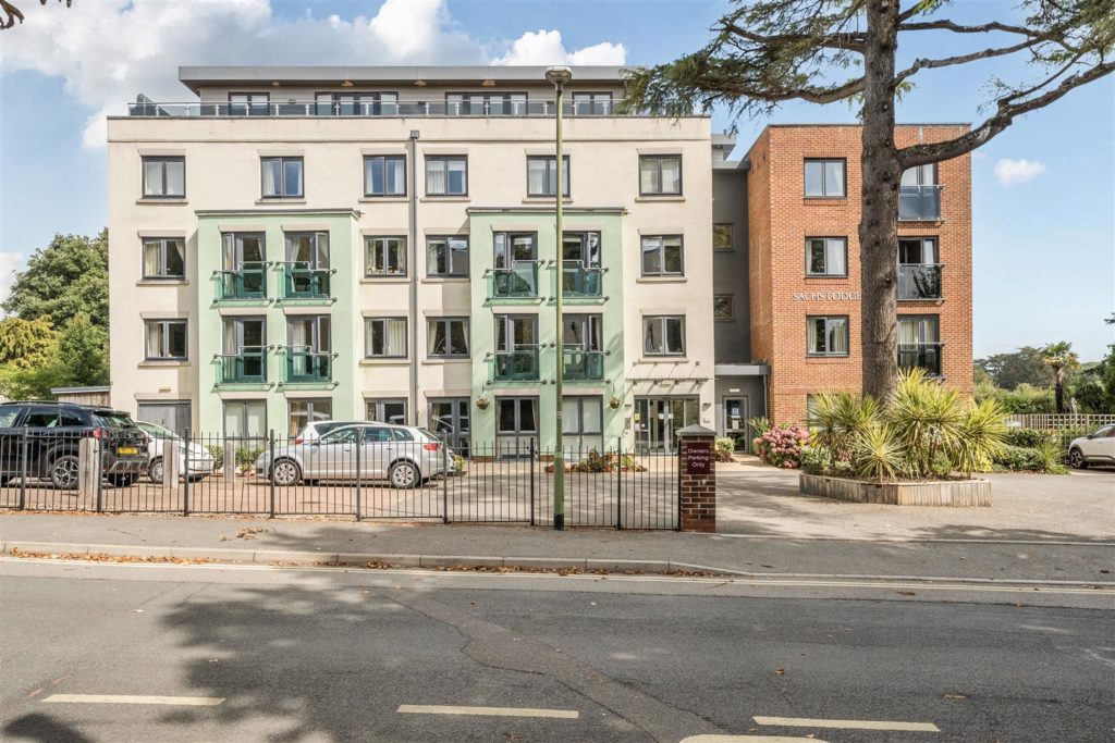 Sachs Lodge, Torquay, Devon