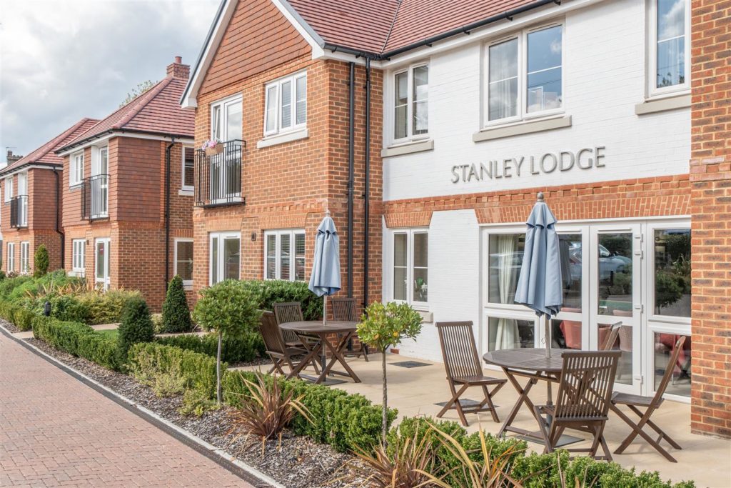 Stanley Lodge, Epsom