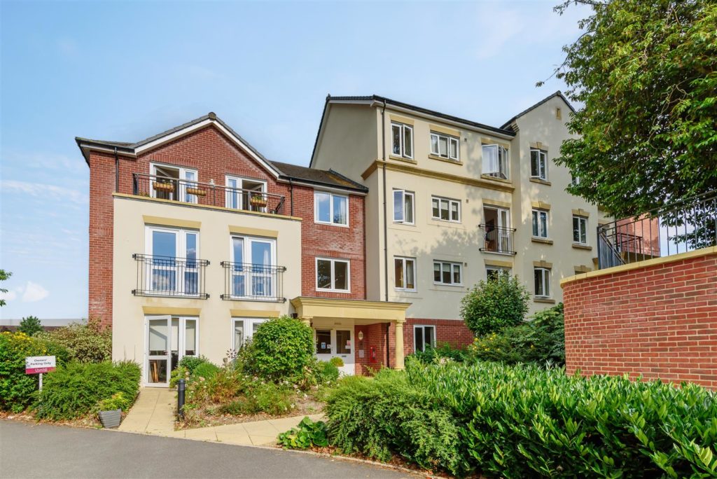 Holyshute Lodge, Honiton