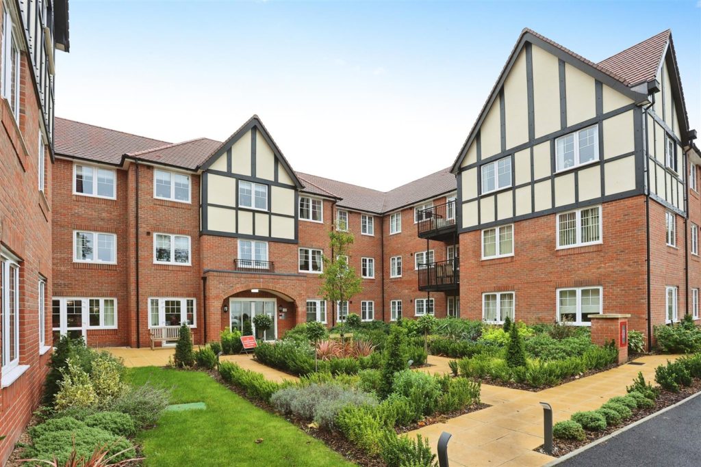 Manor Lodge, Ruddington, Nottingham