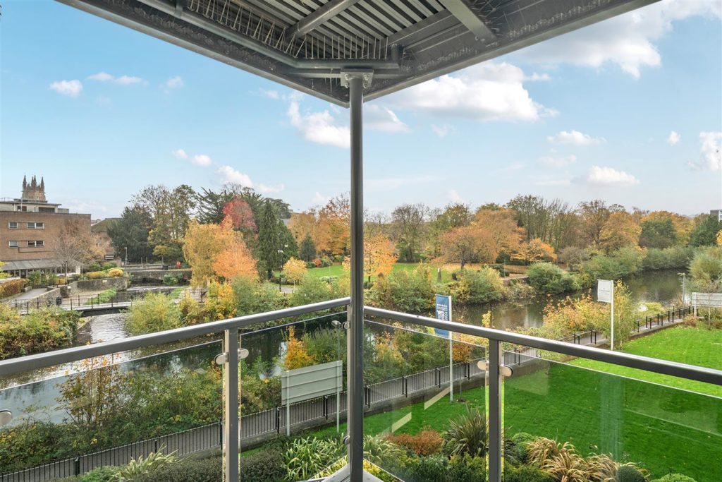 Riverain Lodge, Taunton