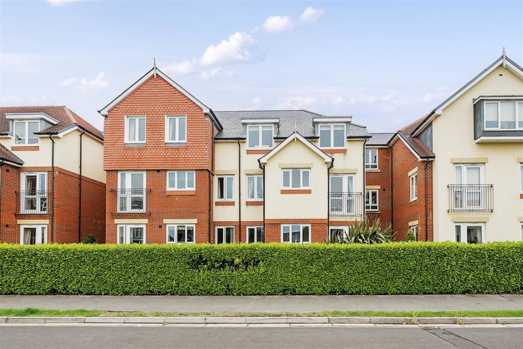 Rothesay Lodge, Highcliffe, Christchurch