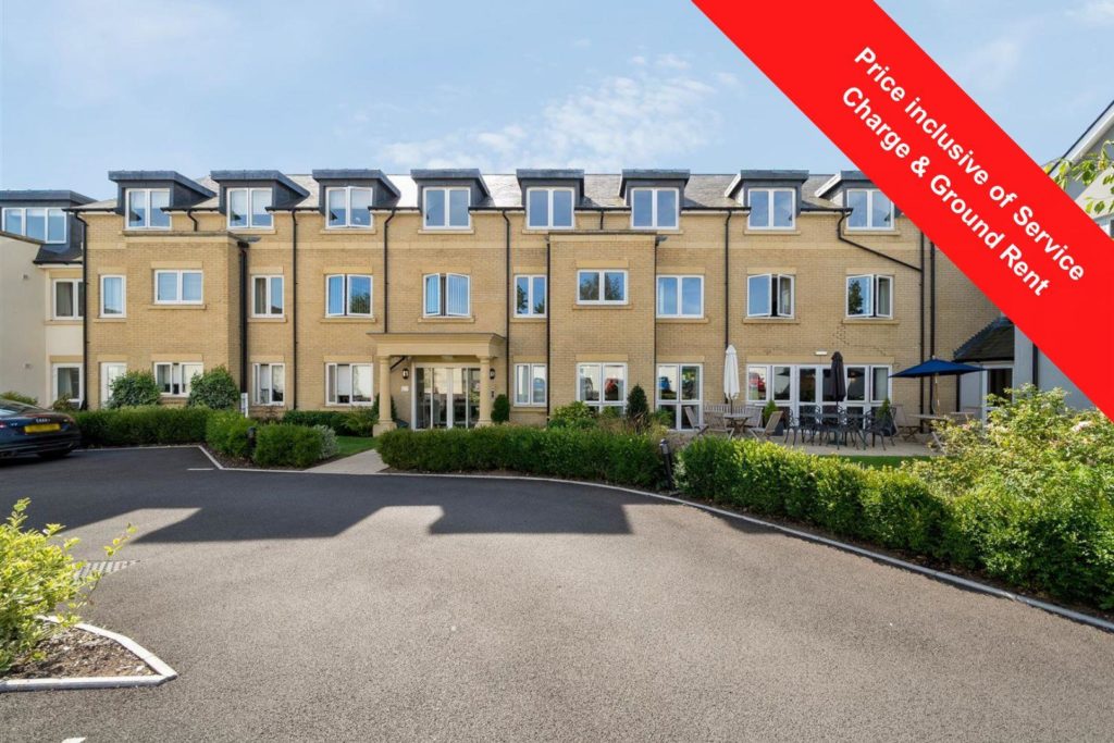 St Andrews Lodge, Chippenham, Wilshire