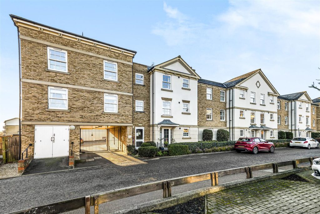 Tyrell Lodge, Chelmsford, Essex