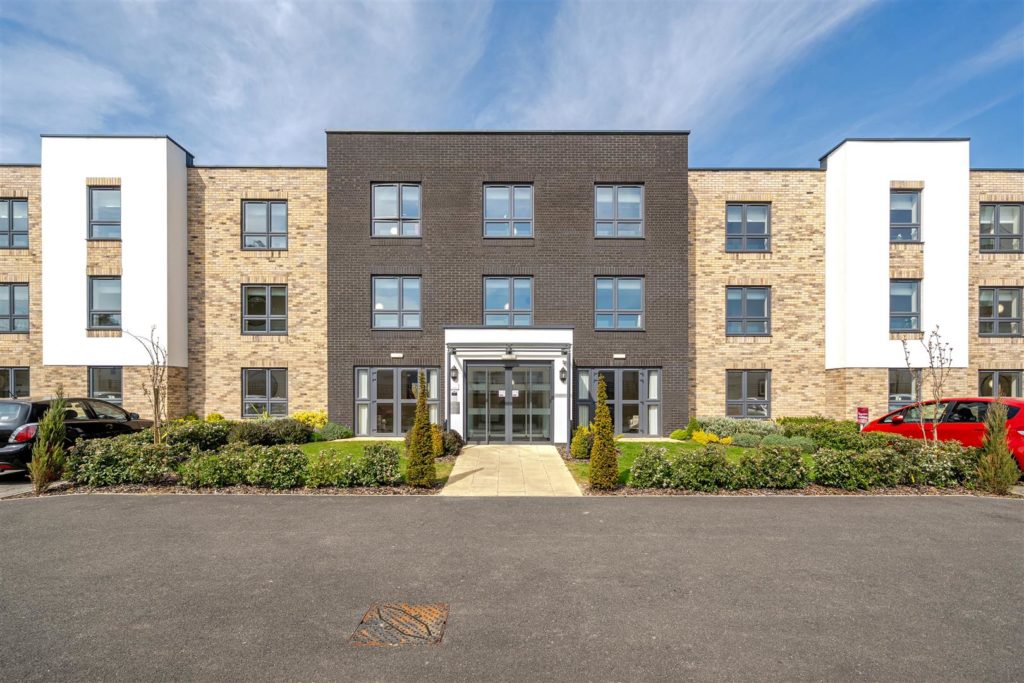 Mill Green Lodge, Witham, Essex