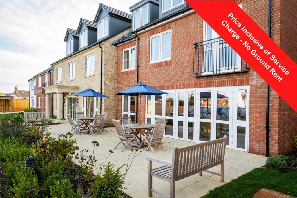 Ellesmere Lodge, Brackley, Northamptonshire