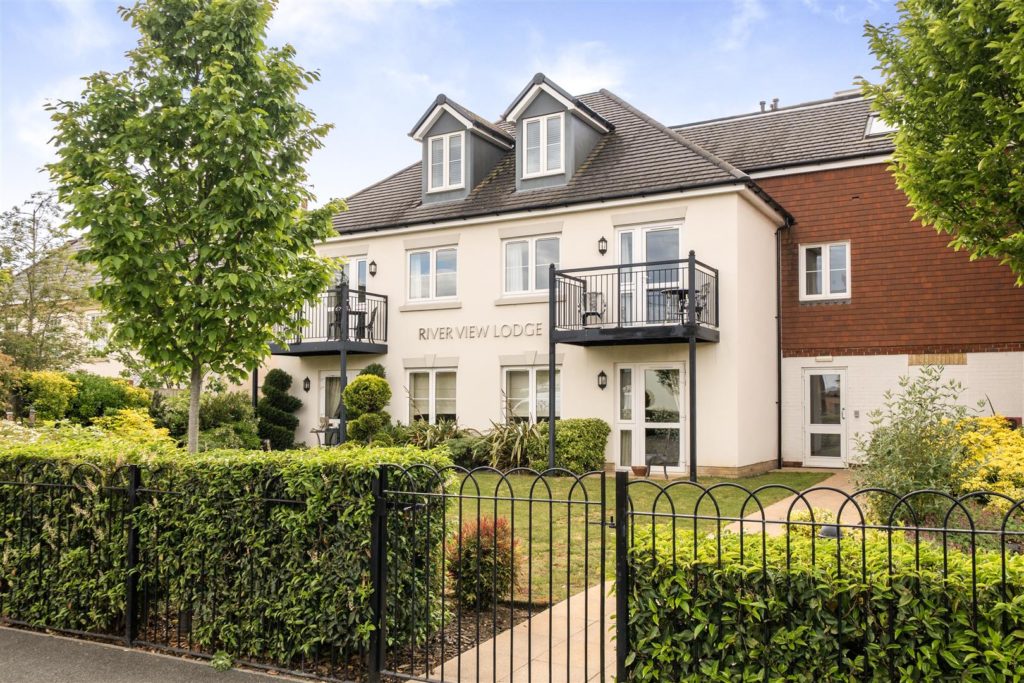 River View Lodge, Shepperton, Surrey