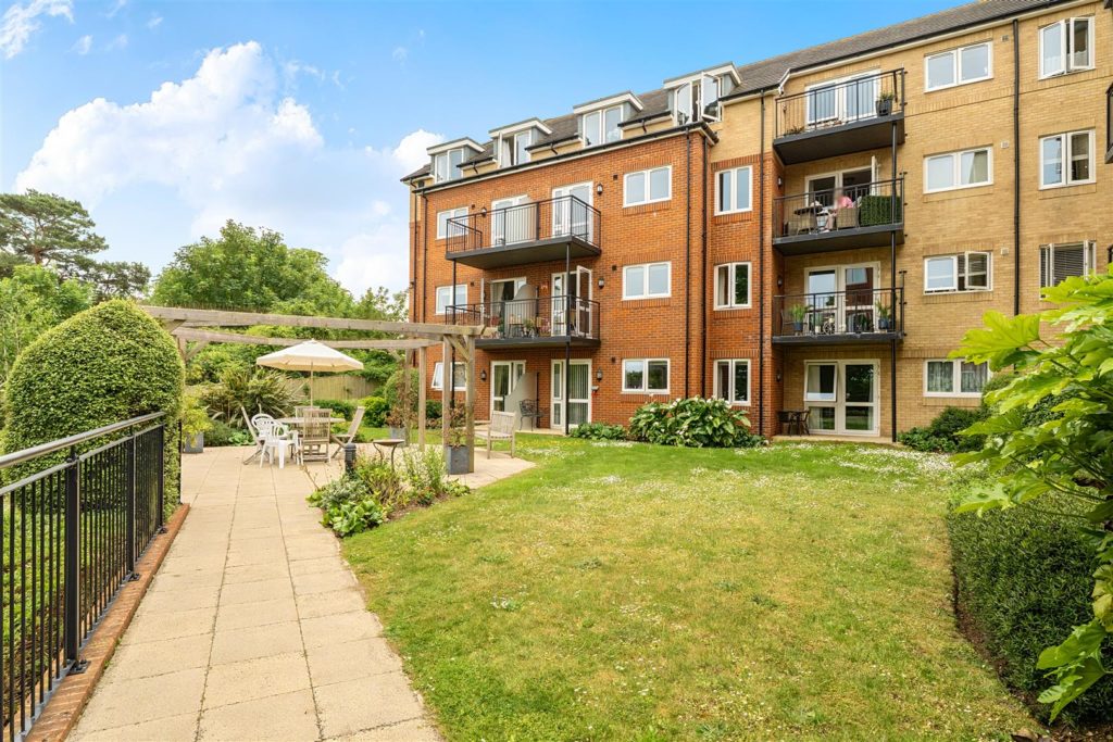 Beck Lodge, Park Gate, Southampton, Hampshire