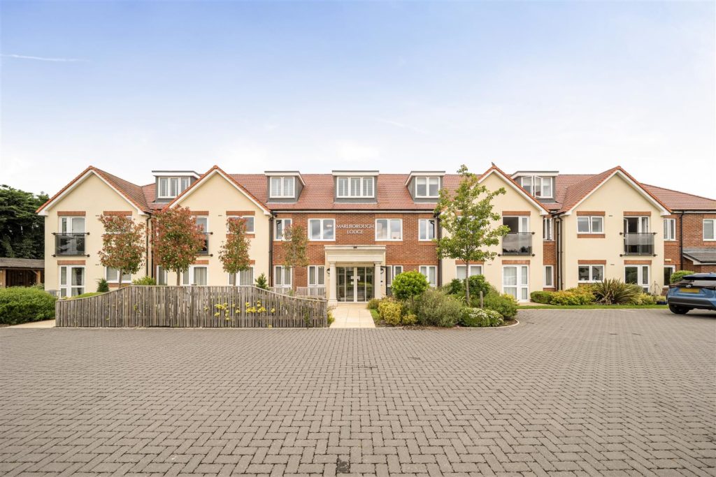 Marlborough Lodge, Kidlington, Oxfordshire