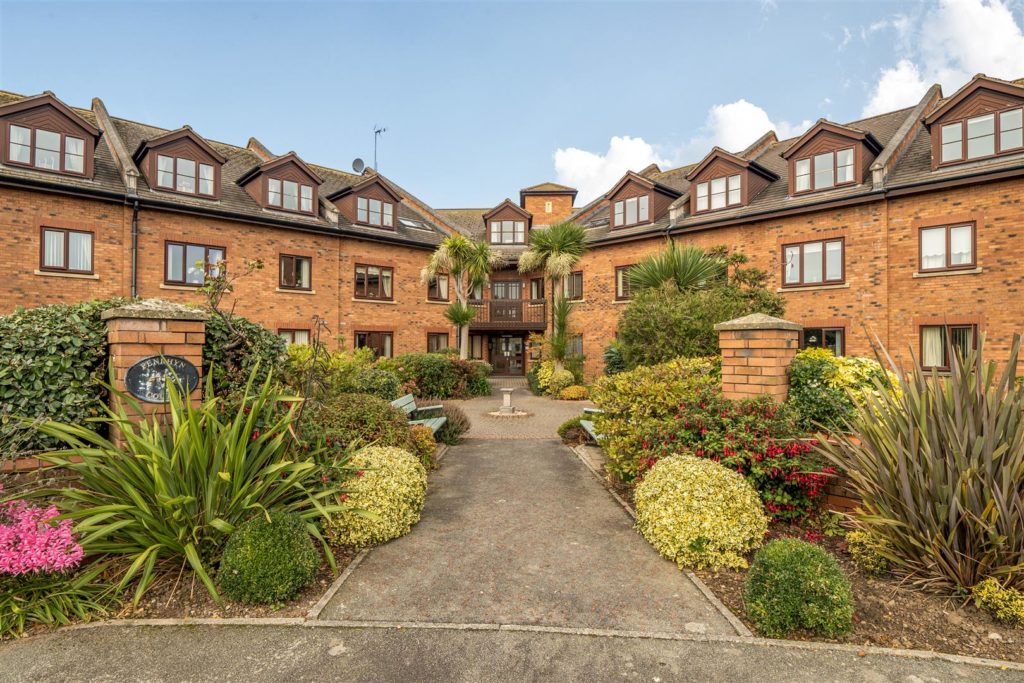 Penrhyn Court, Penrhyn Bay, Llandudno, Conwy