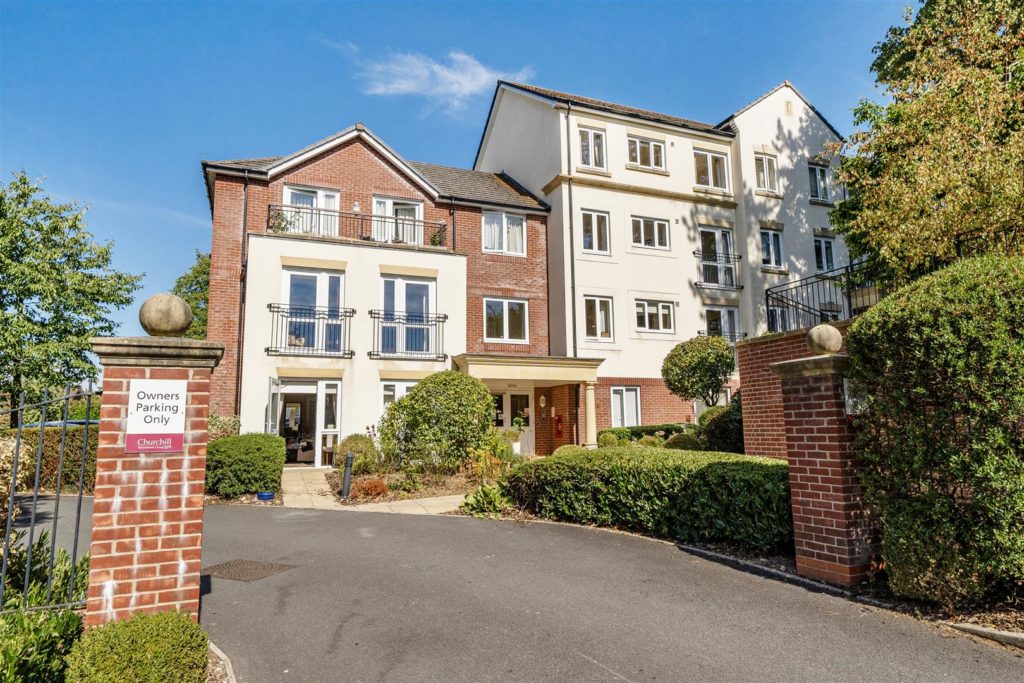 Holyshute Lodge, Honiton, Devon