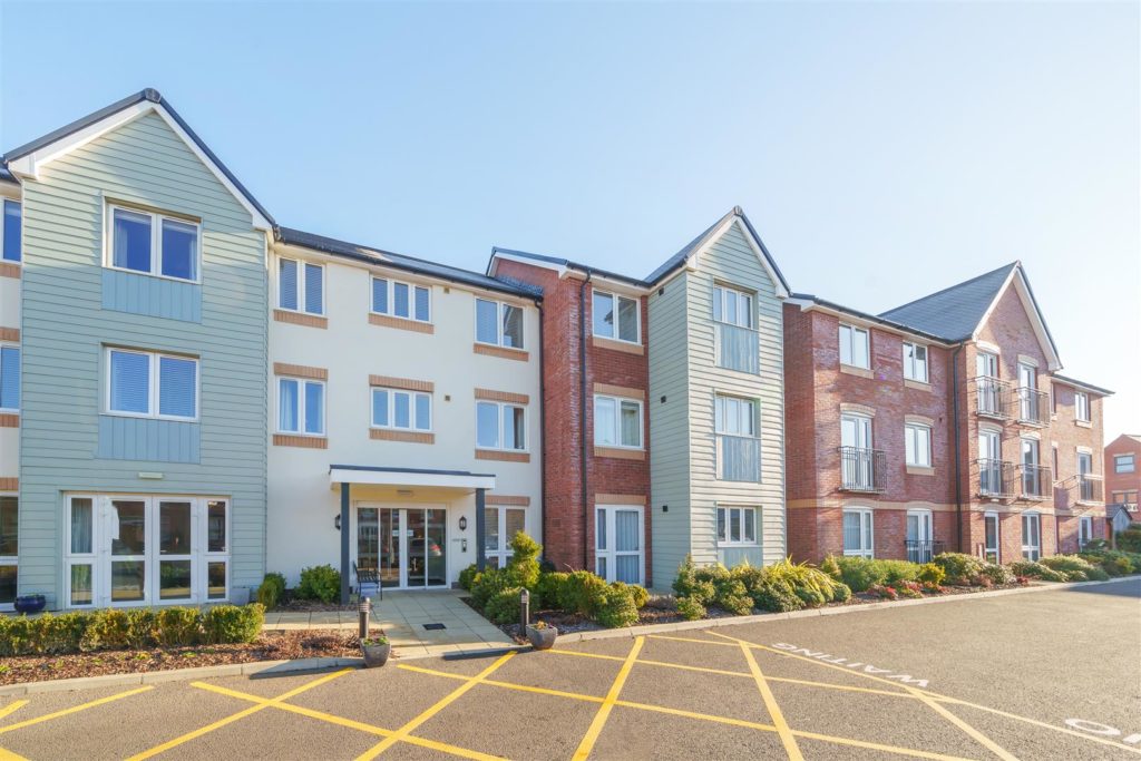 Tebbutt Lodge, Market Harborough