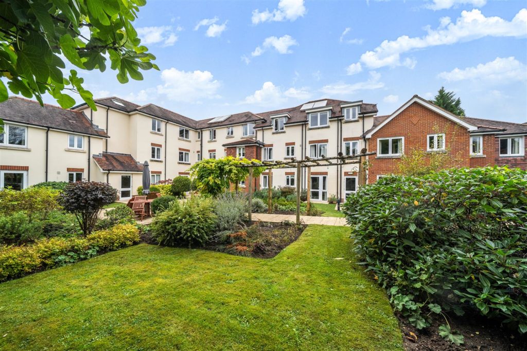 Cornerway Lodge, Hindhead, Surrey