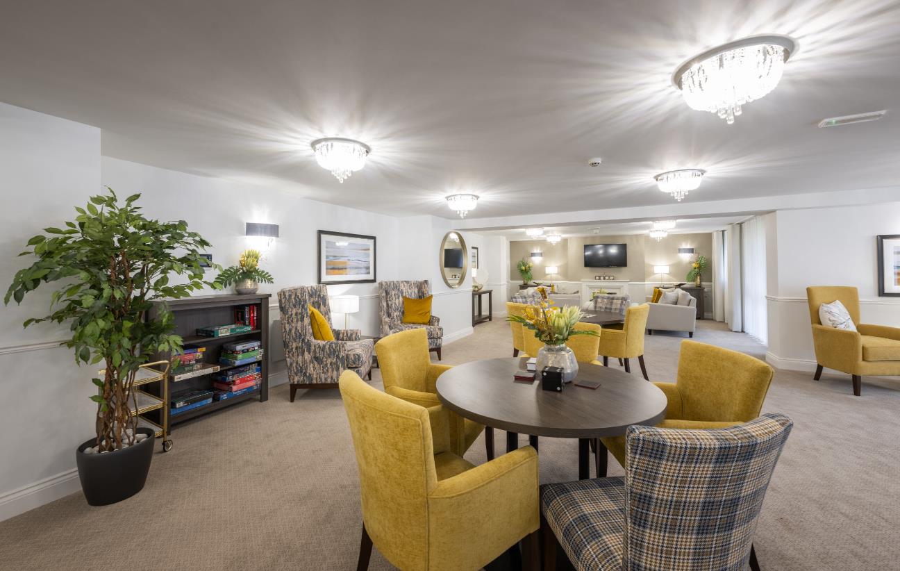 Caxton Lodge - Owners Lounge.png