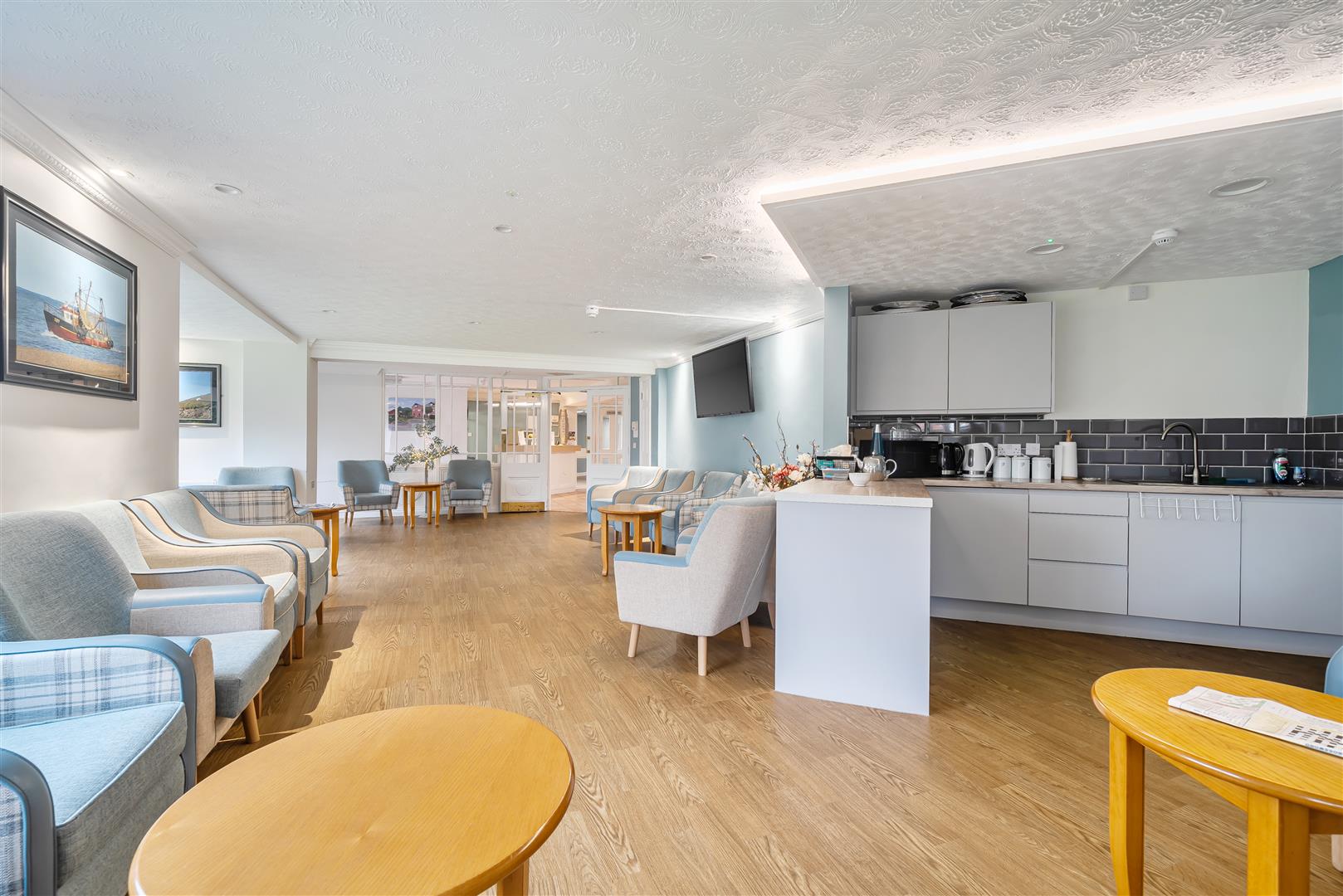 Owners lounge new.jpg